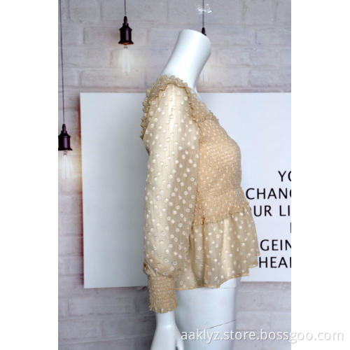 Geschnittener Blumenstoff für Frauenpullover